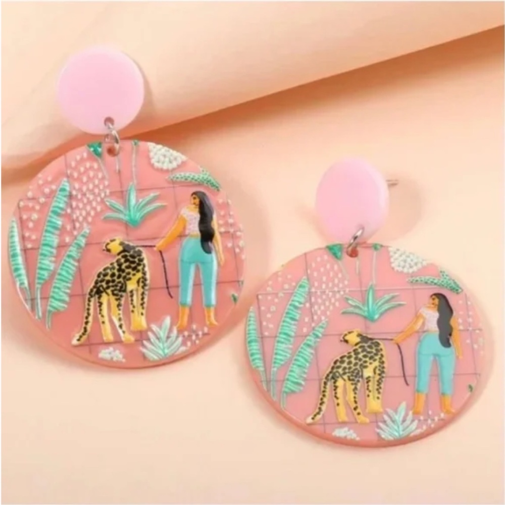 โจโจ FREE Leopard Cheetah Cat Woman Boho Peasant Hipster Hippie Art Deco Earrings
